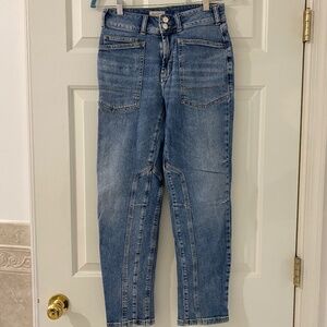 Anthropology Pilcro Wanderer mid-rise relaxed jeans in medium blue wash 25’